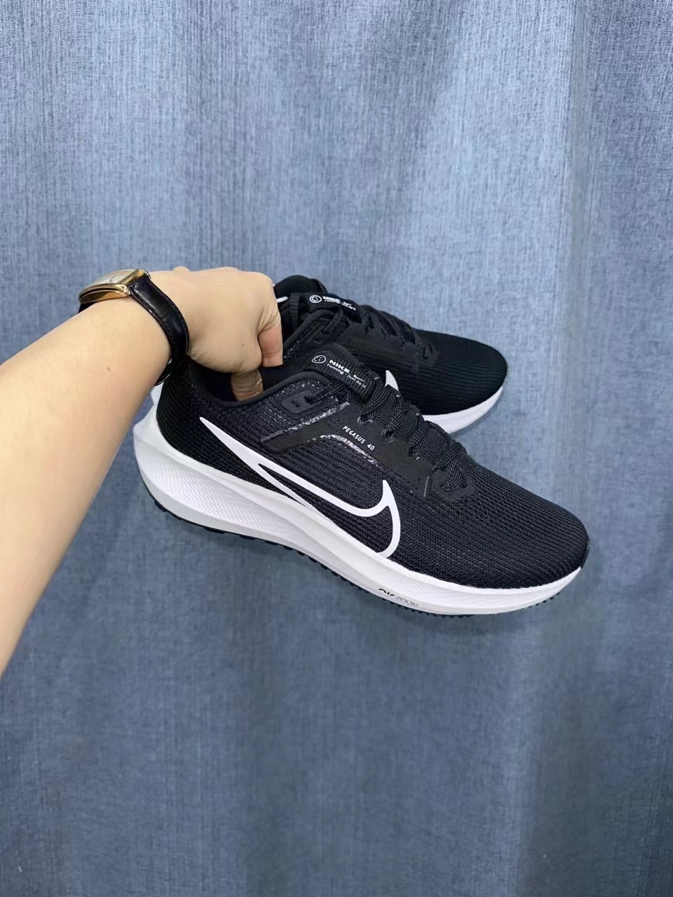 Nike Pegasus White and Black